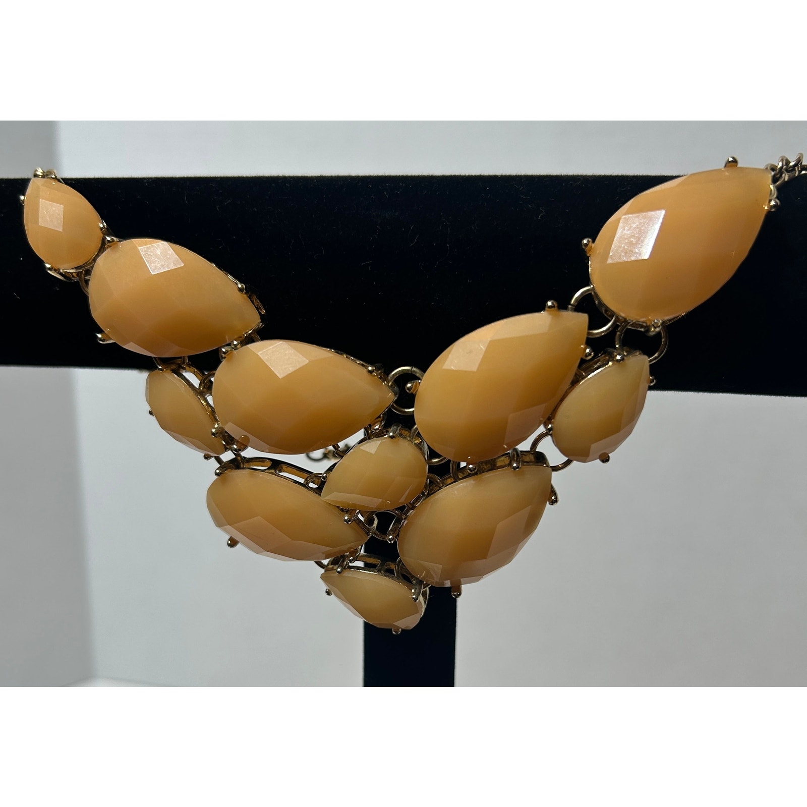 Faceted Peach Teardrop Statement Necklace With Gold Tone Setting